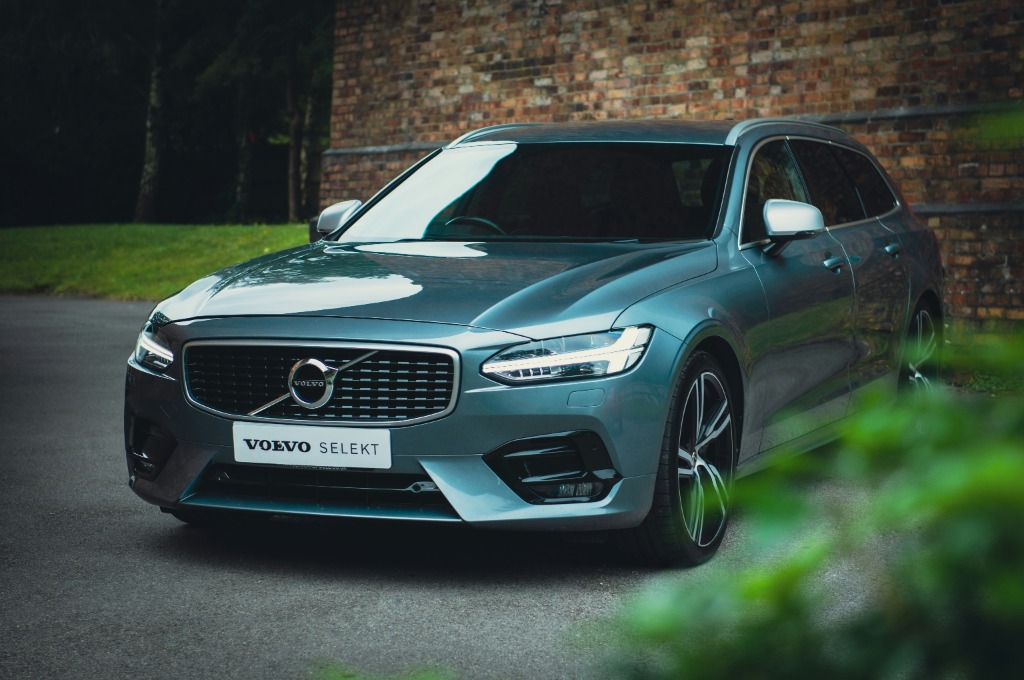 Volvo Dealer Maastricht | Officiële Showroom & Service Maastricht – Nabij het bruisende Vrijthof en de grotten van de Sint-Pietersberg - Foto 2